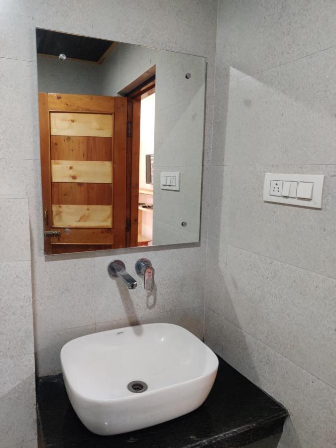 Hadimba Way Manali - Top Rated And Most Awarded Property In Manali !! Balcony Rooms Εξωτερικό φωτογραφία